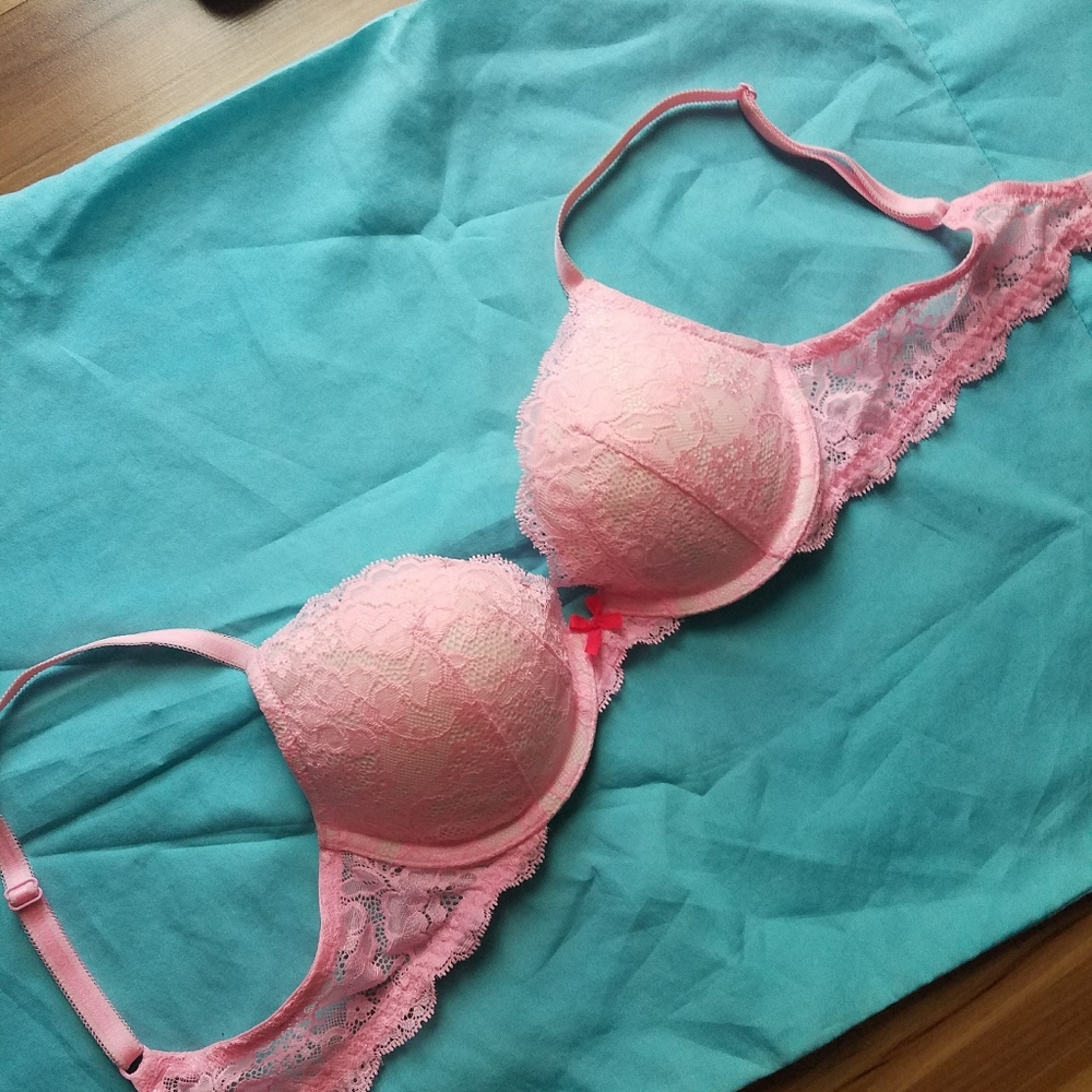 VS Dream Angels push up pink lacy 34b